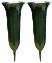 2x groene kunststof grafvazen 31 cm